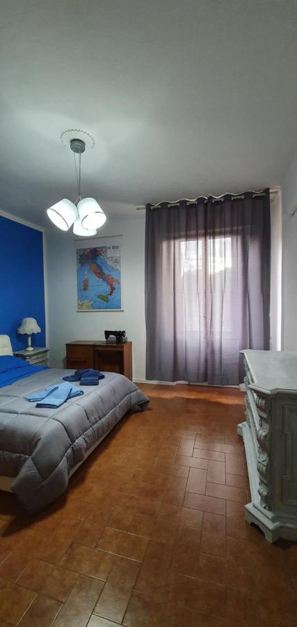 2 Bed Flat Centre & Stadio Free Parking Apartamento Terni Exterior foto