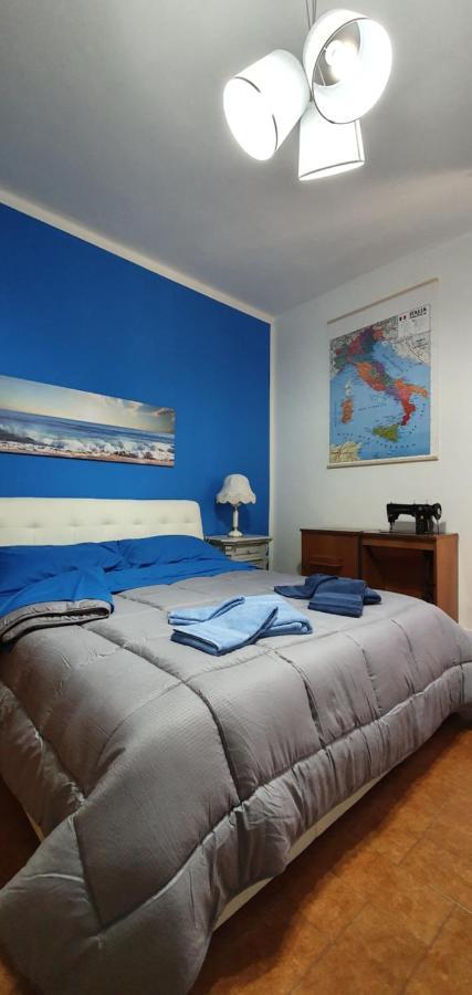 2 Bed Flat Centre & Stadio Free Parking Apartamento Terni Exterior foto